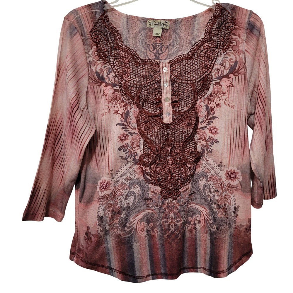 Live and Let Live Women's M Pink Paisley Lace Embellished 3/4 Sleeve Top
